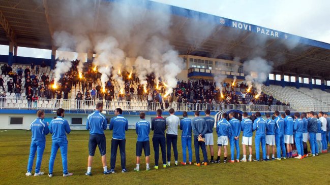Un club abandonó la primera división serbia en protesta por apoyo a un criminal de guerra