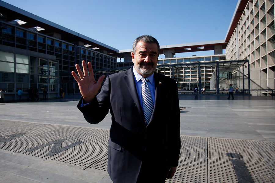 Andrónico Luksic comprometió ayuda a tenista paralímpico que lo contactó por Twitter