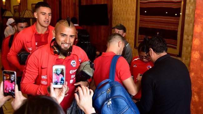 Sitio futbolero realizó sorteo del Mundial paralelo y sueña con la Roja en la final