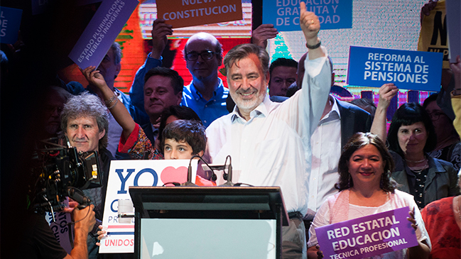 Guillier: En la derecha hay frases oportunistas, nosotros no hacemos ofertones