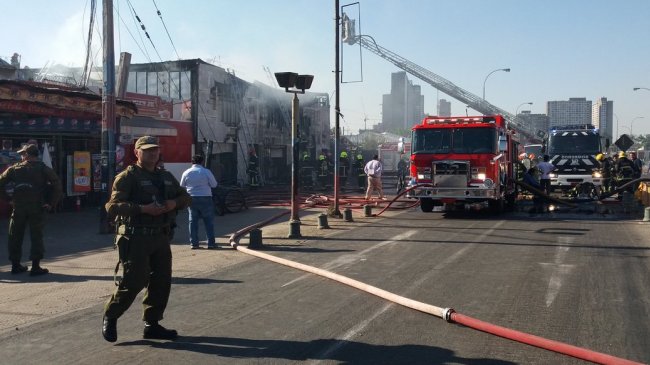 Incendio en cité de Estación Central dejó alrededor de 80 inmigrantes damnificados
