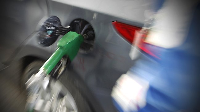 Quinta alza consecutiva del precio de los combustibles