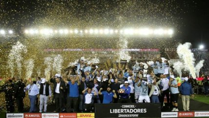   Las celebraciones de Gremio tras convertirse en campeón de la Copa Libertadores 