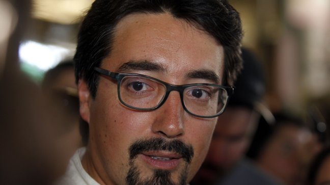 Senador electo de Revolución Democrática: La derecha 