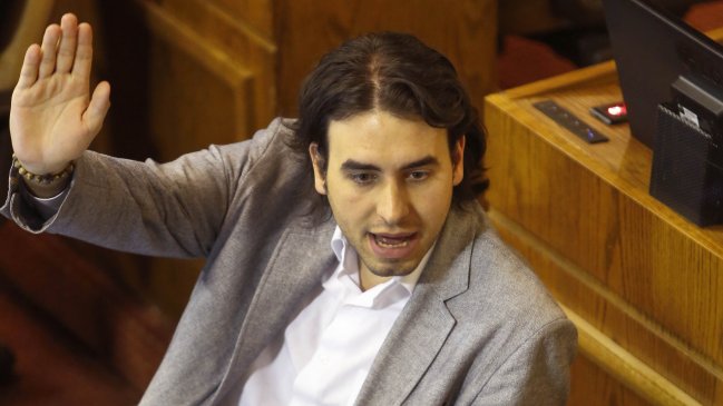 Diputado del Frente Amplio anuncia que votará por Guillier