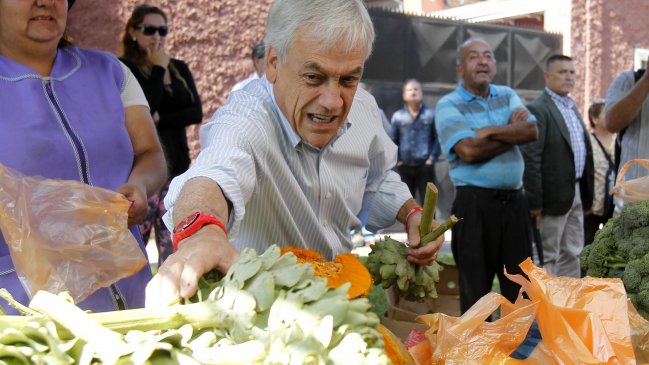 Sebastián Piñera vivió un complicado momento en visita a feria de Santiago