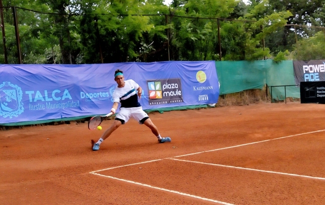 Gonzalo Lama y Juan Carlos Sáez lograron fuertes ascensos en la ATP
