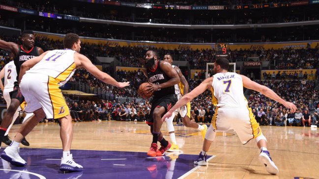 Los Rockets sumaron su séptimo triunfo seguido a costa de los Lakers