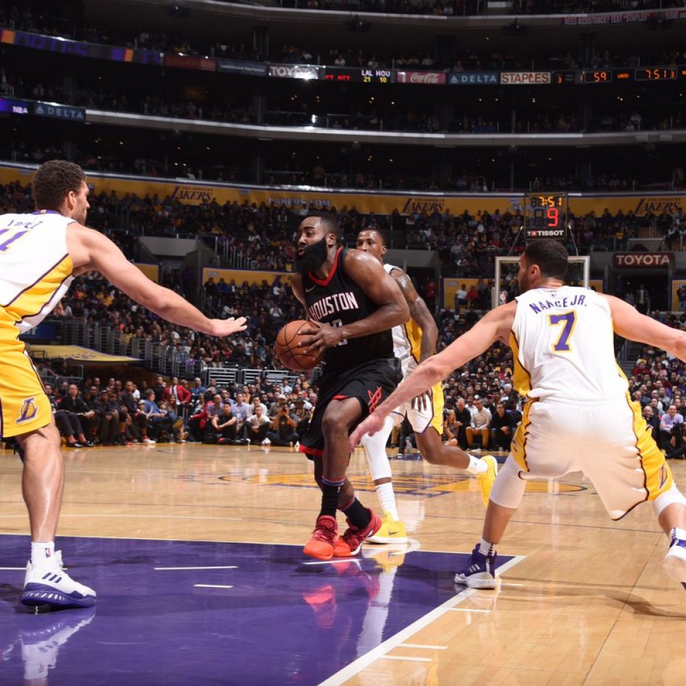 Los Rockets sumaron su séptimo triunfo seguido a costa de los Lakers