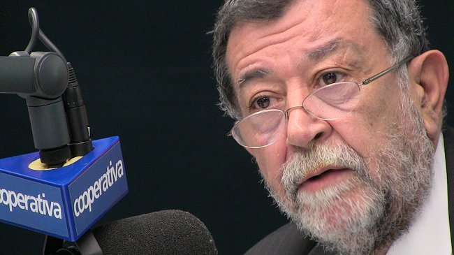 Mahmud Aleuy: Sebastián Piñera es sordo a las críticas y poco amigo de la verdad