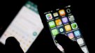 Nueve de cada diez chilenos revisan su teléfono celular apenas despiertan