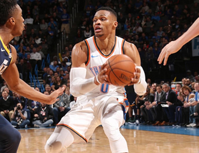 Russell Westbrook logró un triple doble para Oklahoma en triunfo ante Utah