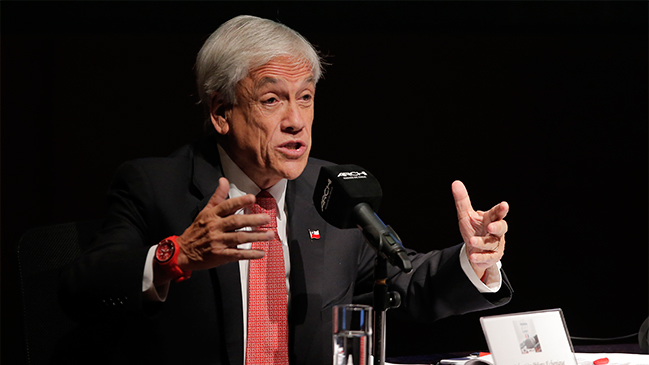 Piñera: Muchos casos de transgéneros se corrigen con la edad