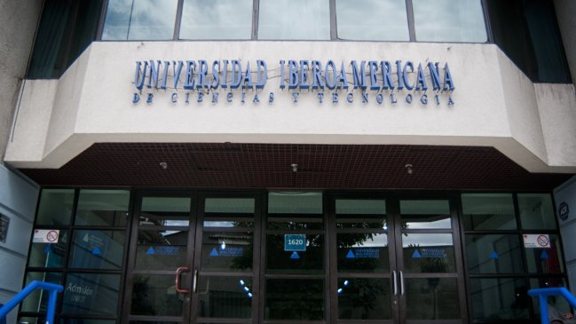 U. Iberoamericana: Ministra Delpiano espera resultado de investigación y pone ultimátum