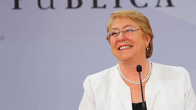Bachelet destacó consenso en gratuidad pese a que 
