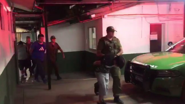 Carabineros detuvo a cuatro personas acusadas de narcotráfico en La Florida