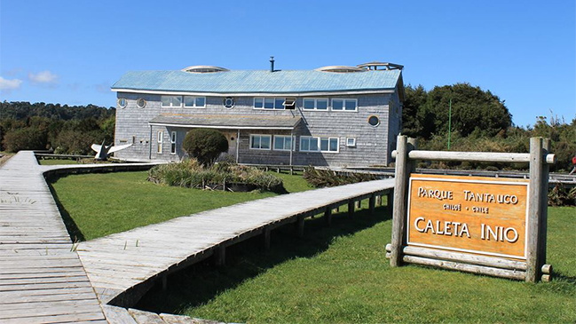 Comunidad huilliche se tomó pista de aterrizaje en Parque Tantauco