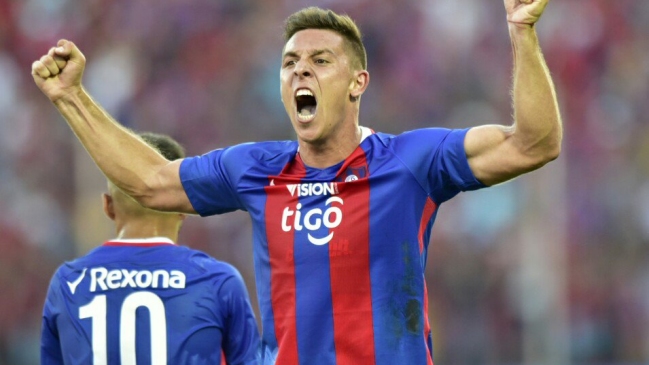 Cerro Porteño se coronó en Paraguay gracias a dos goles de Diego Churín