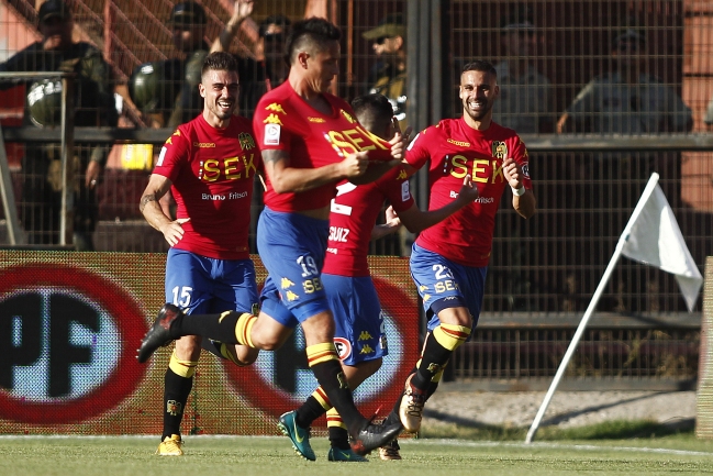 Unión Española cumplió ante Everton, pero no le alcanzó