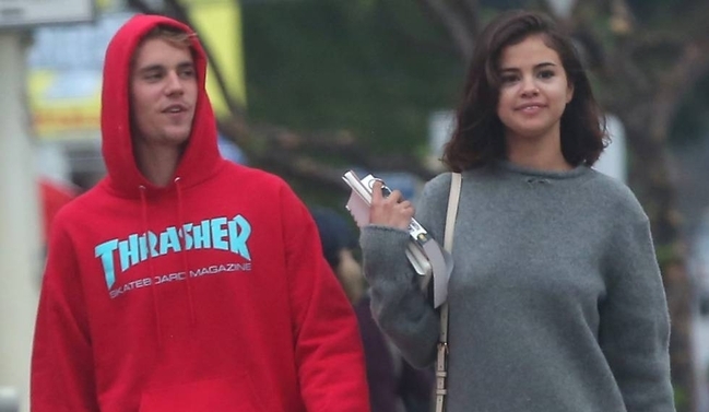 Madre de Justin Bieber aprobó su regreso con Selena Gómez