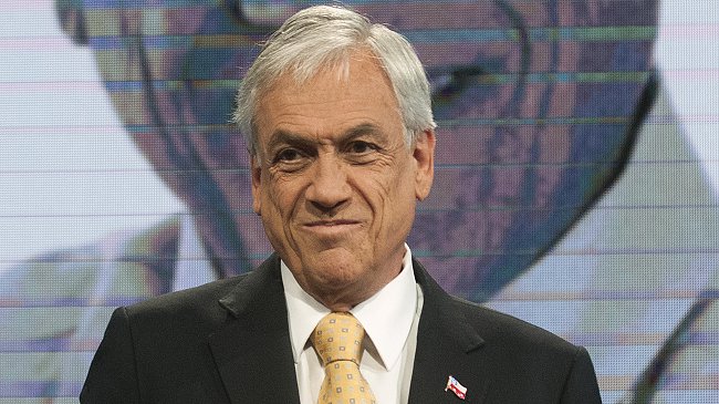Piñera enfoca sus ataques en el costo del programa de Guillier