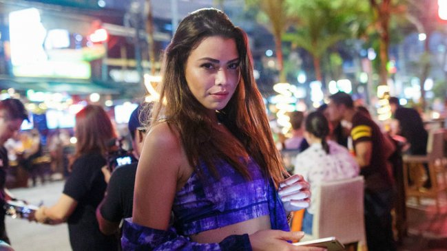 Investigan misteriosa muerte de modelo que cayó desnuda desde piso 20