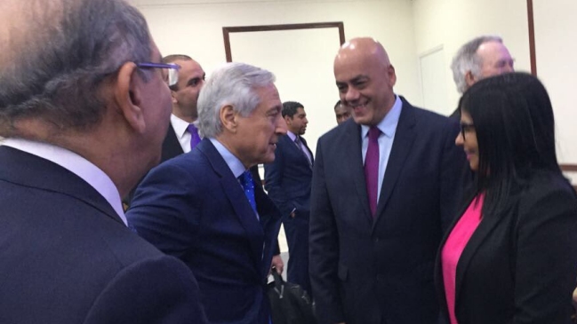 Gobierno y oposición venezolana concluyen diálogo con 