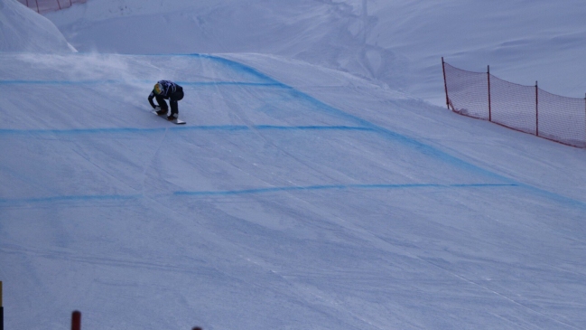 El australiano Hughes ganó la Copa del Mundo de boardercross de Montafon