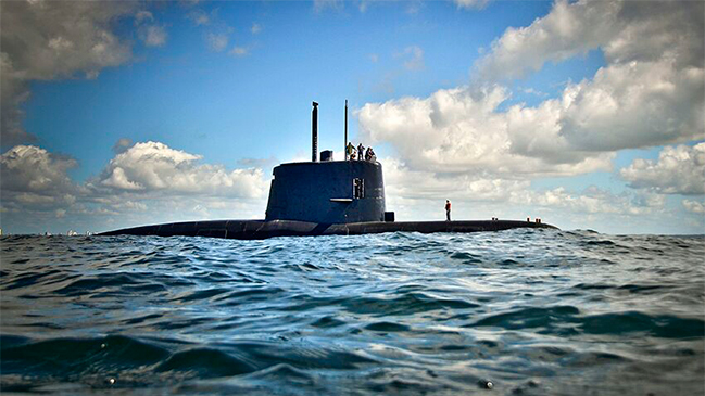 Gobierno argentino destituyó al jefe de la Armada por tragedia del submarino