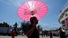Así capean el calor los votantes de la segunda vuelta