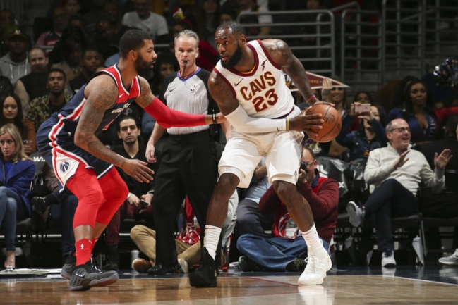 LeBron James logró otro triple-doble para comandar nuevo triunfo de los Cavaliers