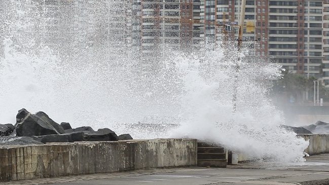 Armada emitió aviso especial por marejadas a contar de este martes
