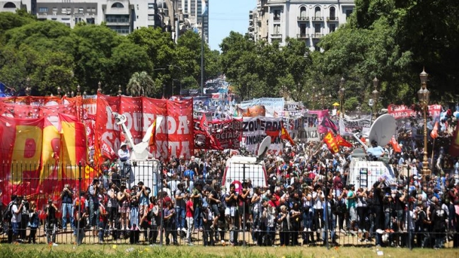 Diputados de Argentina aprobaron polémica reforma de pensiones: Se convertirá en ley