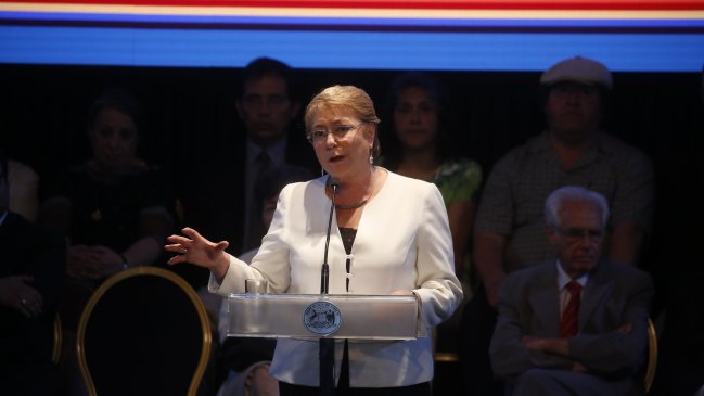 Presidenta Bachelet: El Estado y la sociedad están en deuda con los menores vulnerables