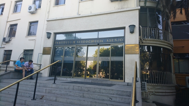 Niña aplastada por montacargas permanece hospitalizada y en riesgo vital