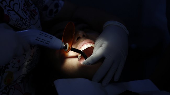 Dentistas piden que el Senado confirme acreditación obligatoria de la carrera