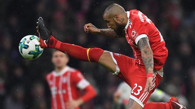 Bayern Munich y Arturo Vidal desearon feliz Navidad a sus seguidores con un particular villancico