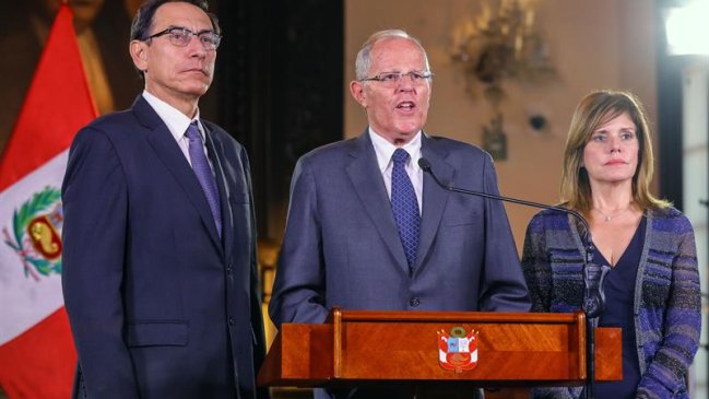 Kuczynski anunció profunda evaluación y cambios en su Gobierno tras crisis política