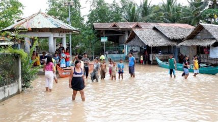   Filipinas sufre los embates de la tormenta tropical Tembin 