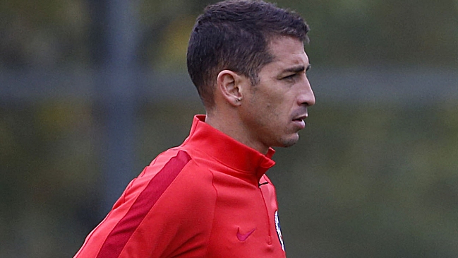 Blanco y Negro afina detalles para el fichaje de Carlos Carmona en Colo Colo