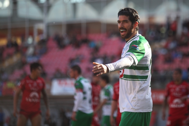 Récord mundial: Sebastián Abreu jugará en Audax Italiano