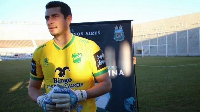 Universidad Católica tiene interés en el arquero Gabriel Arias de Defensa y Justicia