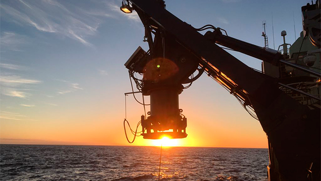 Buque estadounidense dejó el operativo de búsqueda del ARA San Juan