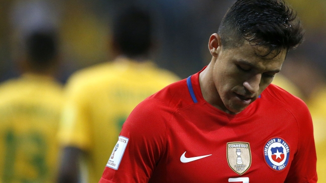 La burla de Mohamed Elneny a Alexis por quedar fuera de Rusia 2018