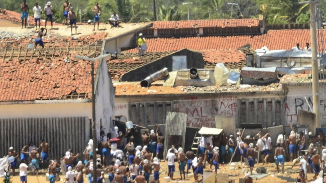 Al menos nueve muertos y 14 heridos durante una rebelión en una cárcel de Brasil