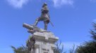 Punta Arenas: Joven cayó de estatua a la que se había subido para tomarse una foto