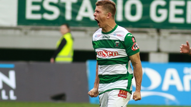 Deportes Temuco perdió a una de sus figuras: Cris Martínez partió a préstamo a Santos Laguna