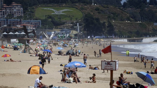 Subsecretaria de Turismo: 3,3 millones de turistas llegarán a Chile durante el verano