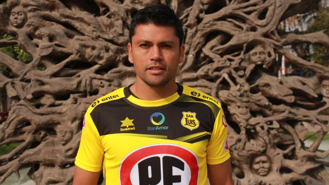 Yerson Opazo se transformó en el cuarto refuerzo de Curicó Unido para 2018