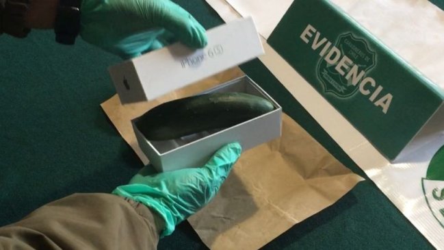 Desolador: Compró un iPhone por Internet pero le llegó un pepino